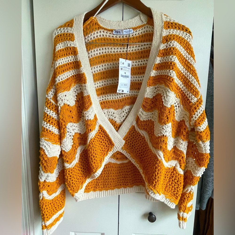 ZARA OPEN-KNOIT SWEATER